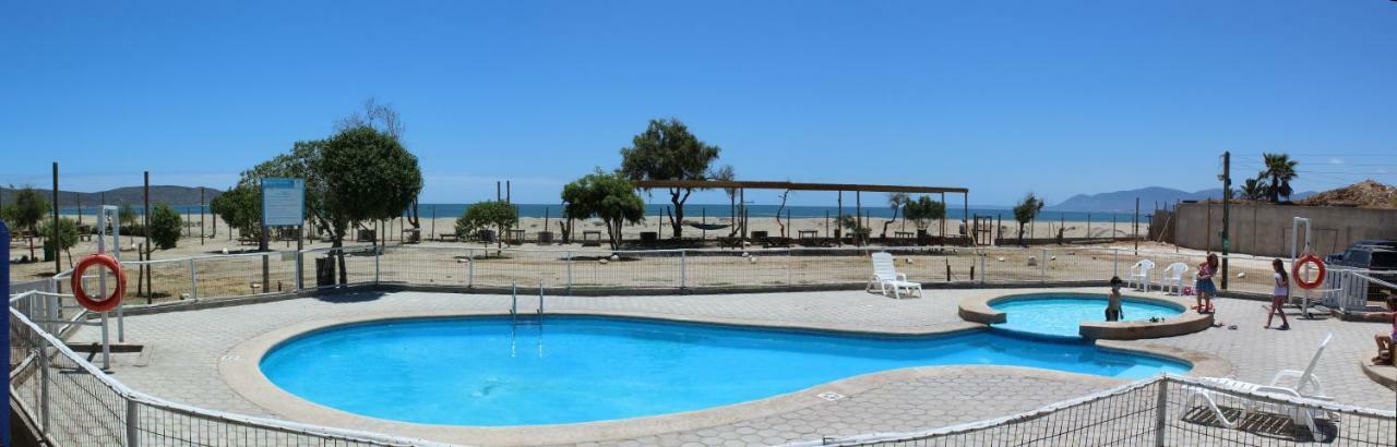 Cabanas Y Camping Mar Azul Hotell Guanaqueros Eksteriør bilde